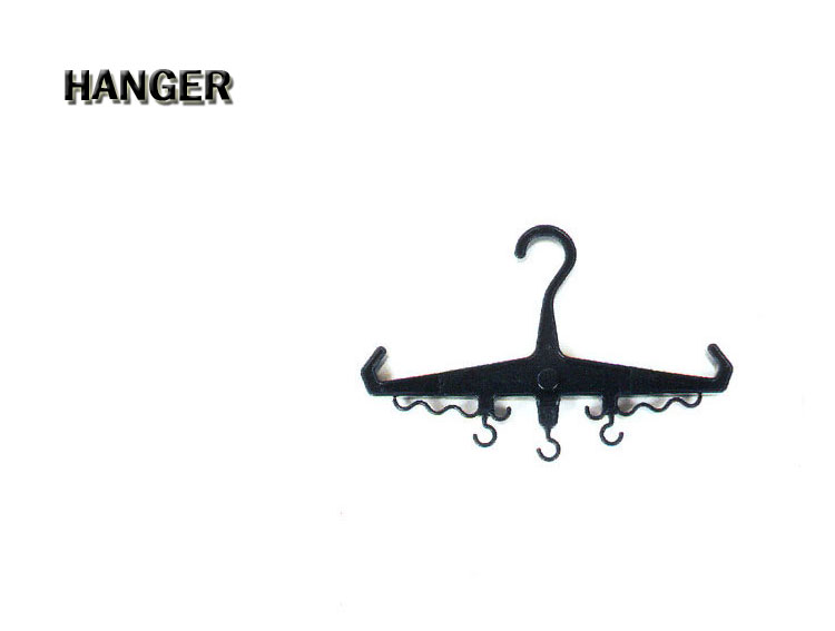 hanger11.jpg